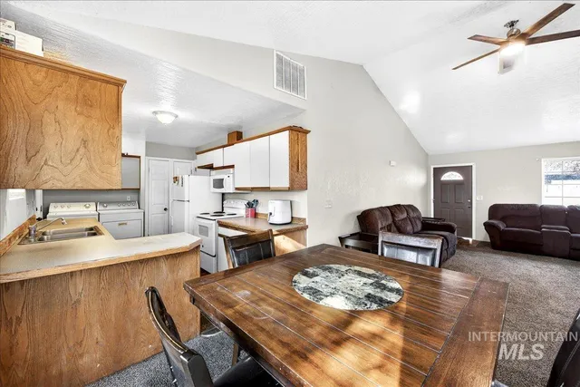 $425,000 | 103 West Oak Street, Caldwell, ID 83605