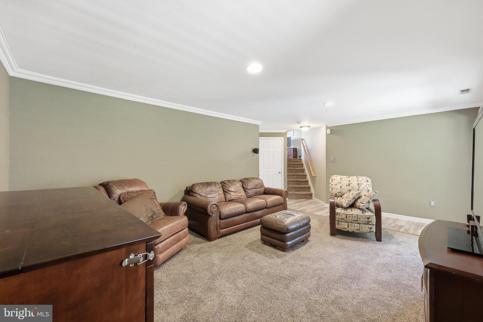 6154 Downs Ridge Court Elkridge, MD 21075 - Photo 41 of 58 family room