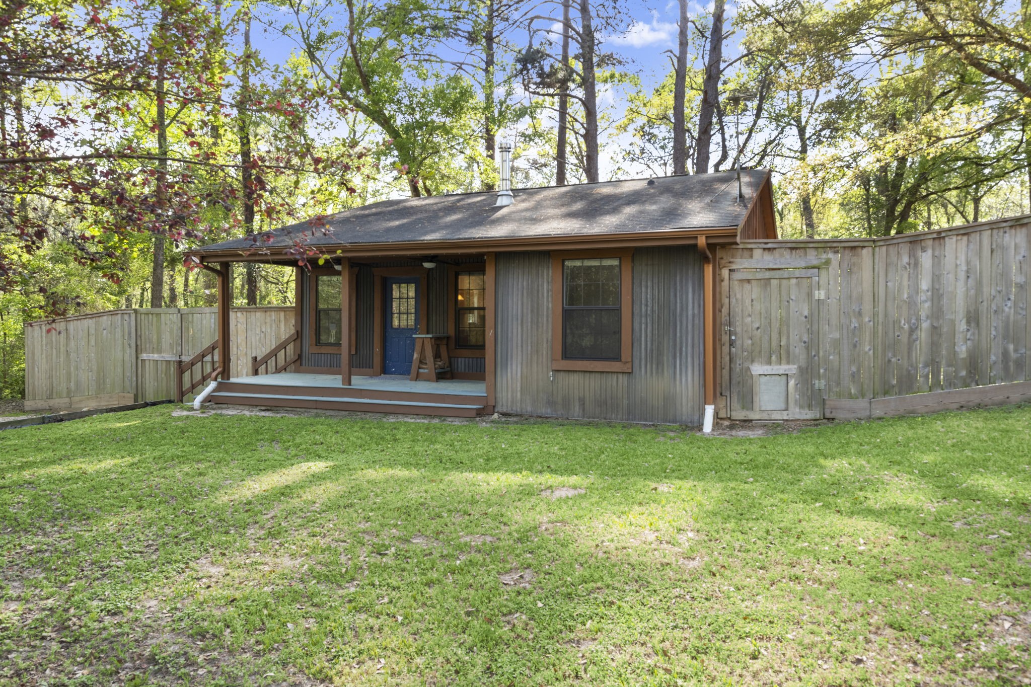 12991 Royal Creek Road Conroe, TX 77303 - Photo 9 of 42