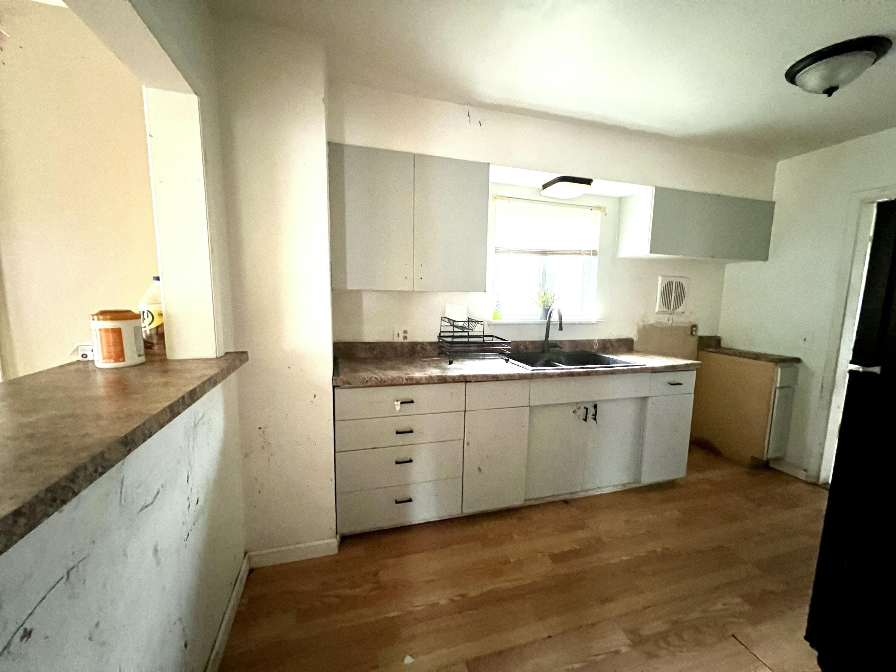 2407 Dawn Street Jackson, MI 49203 - Photo 4 of 7 tempImageyNuTSB