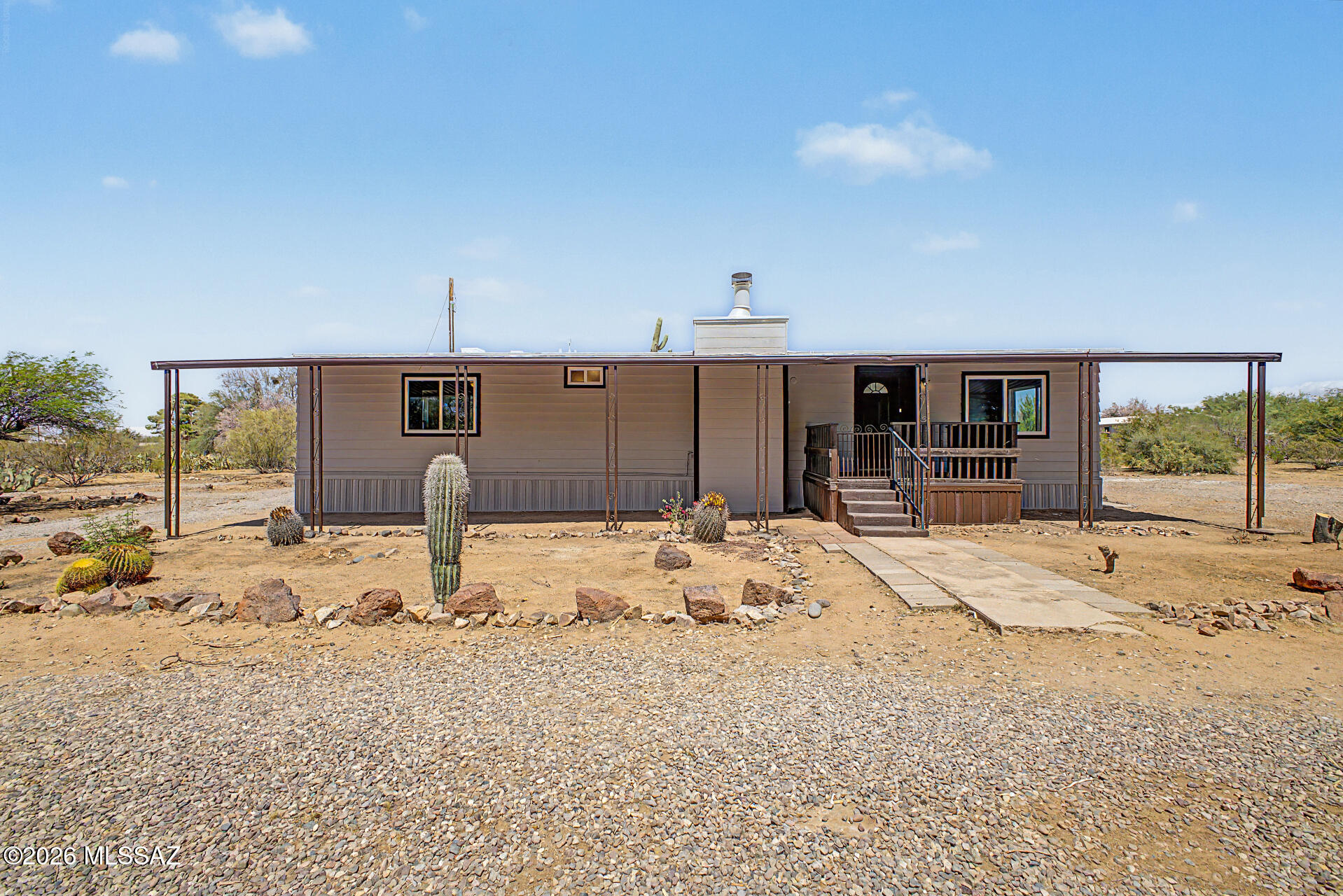 7080 North Guthrie Road Tucson, AZ 85743 - Photo 2 of 29 Gallery Image 2