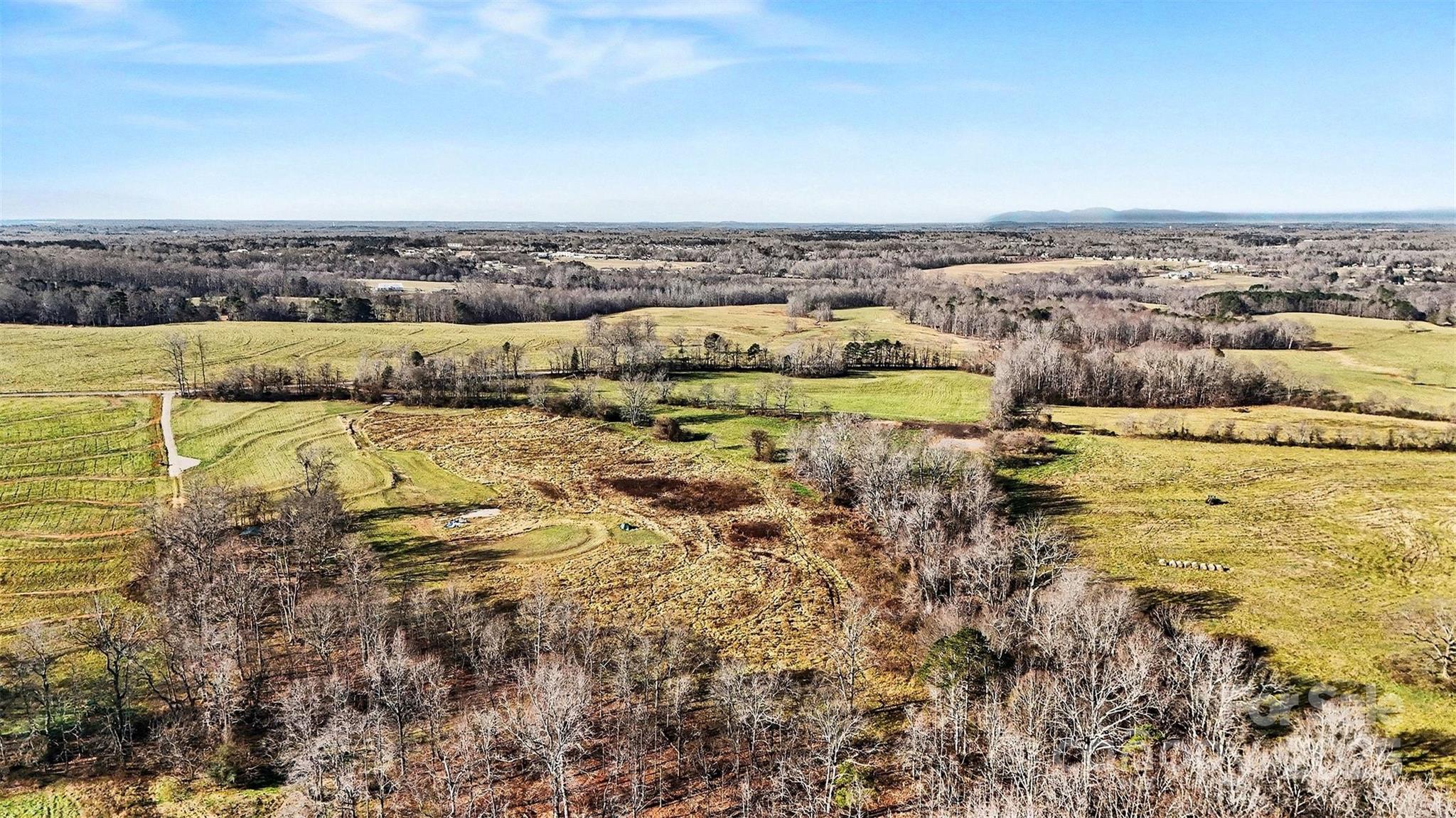 498 Carolina Ridge Road Gaffney, SC 29341 - Photo 4 of 17 an aerial view of residential building and ocean