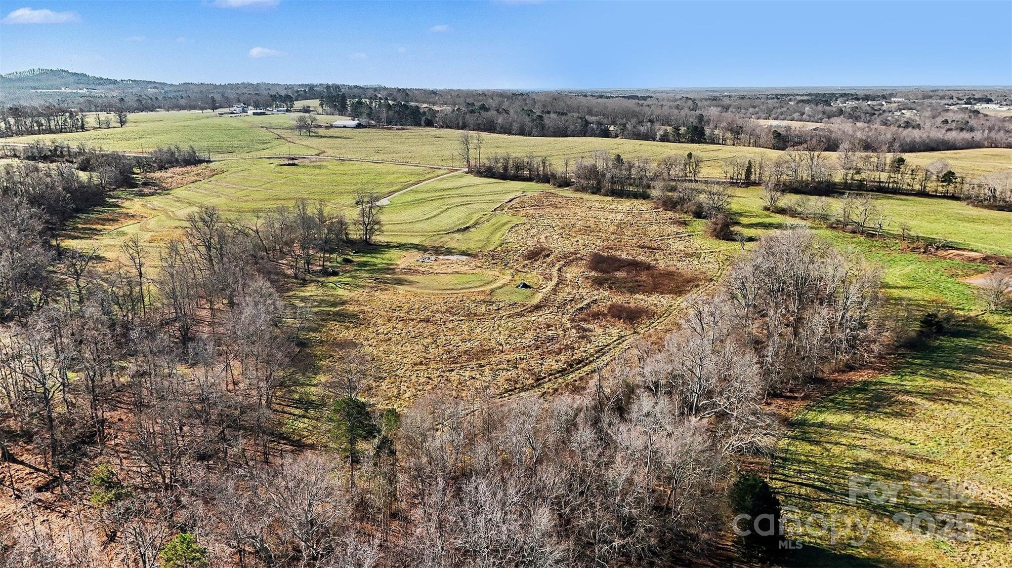 498 Carolina Ridge Road Gaffney, SC 29341 - Photo 6 of 17 a view of an ocean view