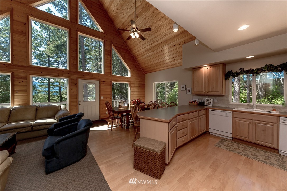 350 Highland Loop Ronald, WA 98940 - Photo 8 of 22 Gallery Image 8