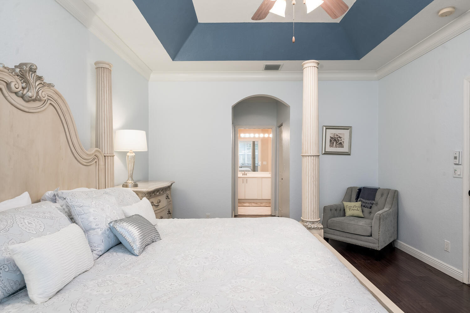 16055 Sims Road, Unit 201 Delray Beach, FL 33484 - Photo 22 of 35 Master Bedroom with Ensuite Bath