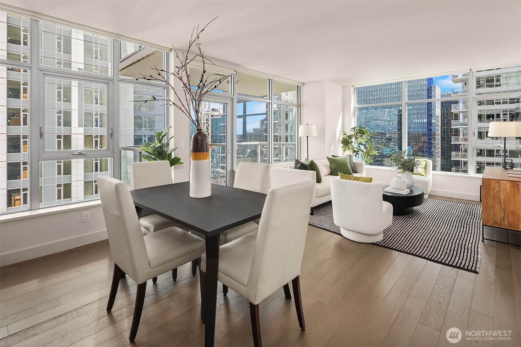 583 Battery Street, Unit 3002N Seattle, WA 98121 - Photo 7 of 39