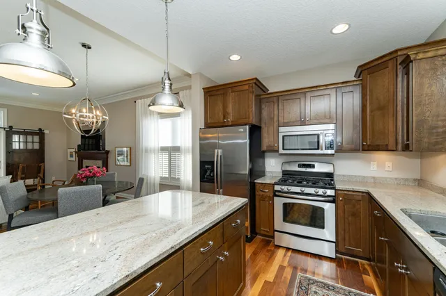 $500,000 | 2359 Weston Place Southwest, Rochester, MN 55902