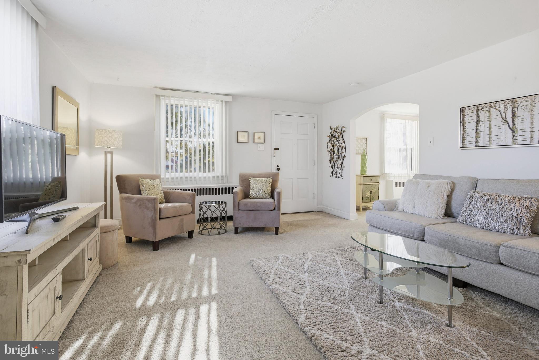 1121 Chester Pike Crum Lynne, PA 19022 - Photo 3 of 26