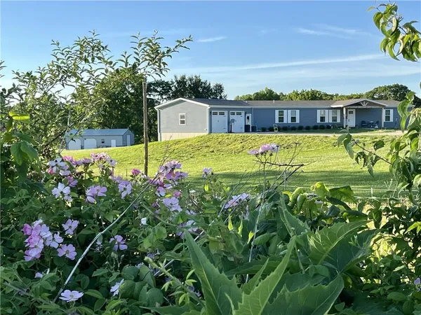 $599,999 | 3272 Southwest 204th Street, Plattsburg, MO 64477