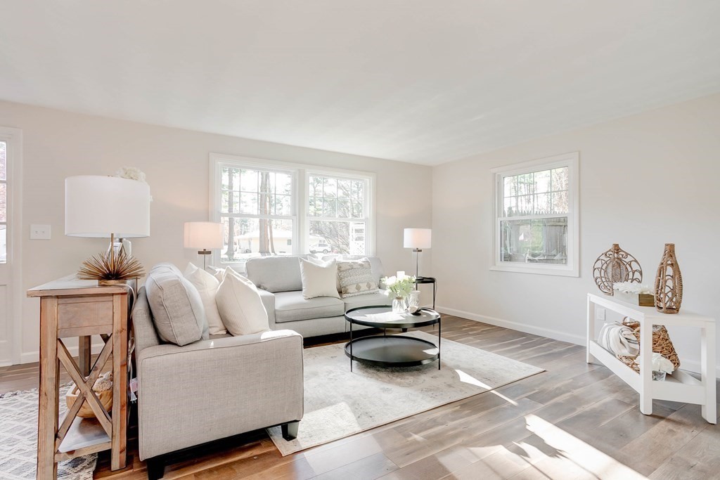 21 Ansie Road Chelmsford, MA 01824 - Photo 11 of 19