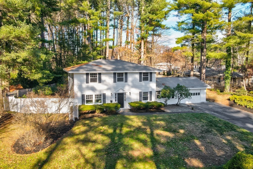 21 Ansie Road Chelmsford, MA 01824 - Photo 3 of 19