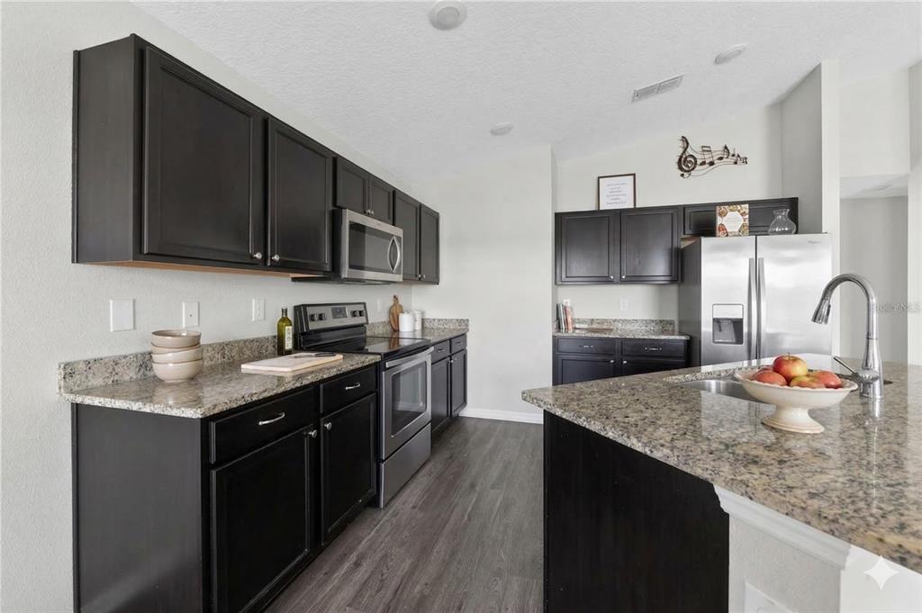 10120 Carp Holw Road Sun City Center, FL 33573 - Photo 12 of 17