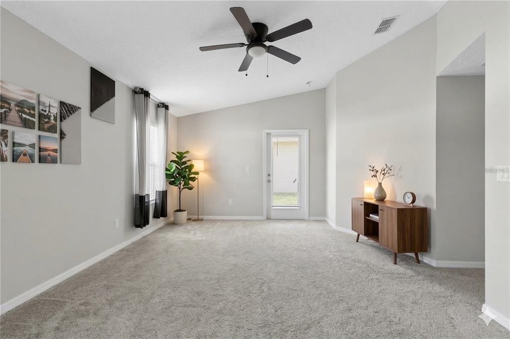 10120 Carp Holw Road Sun City Center, FL 33573 - Photo 3 of 17