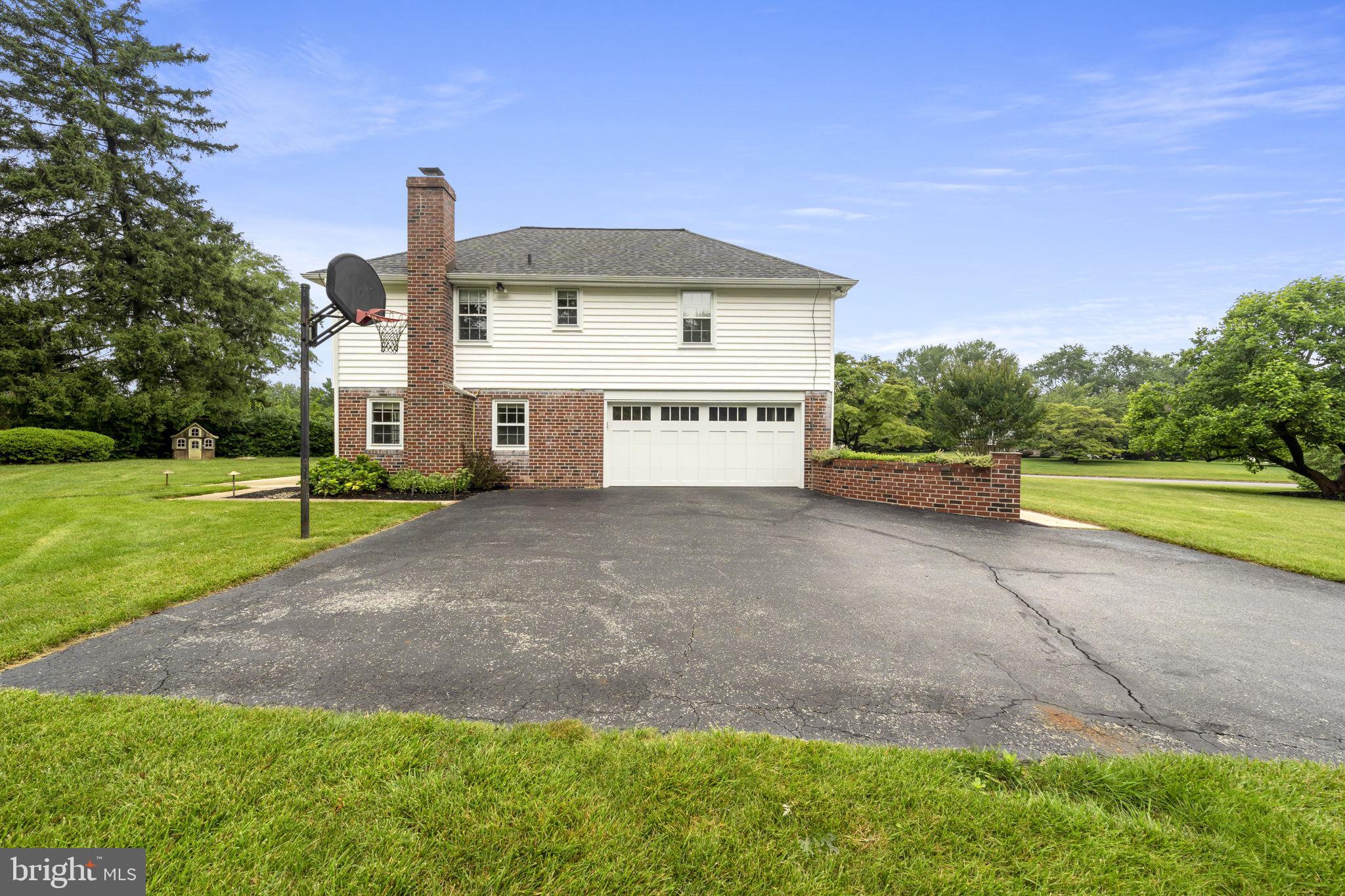 1026 Waltham Road Berwyn, PA 19312 - Photo 35 of 38 Garage & Basketball Hoop