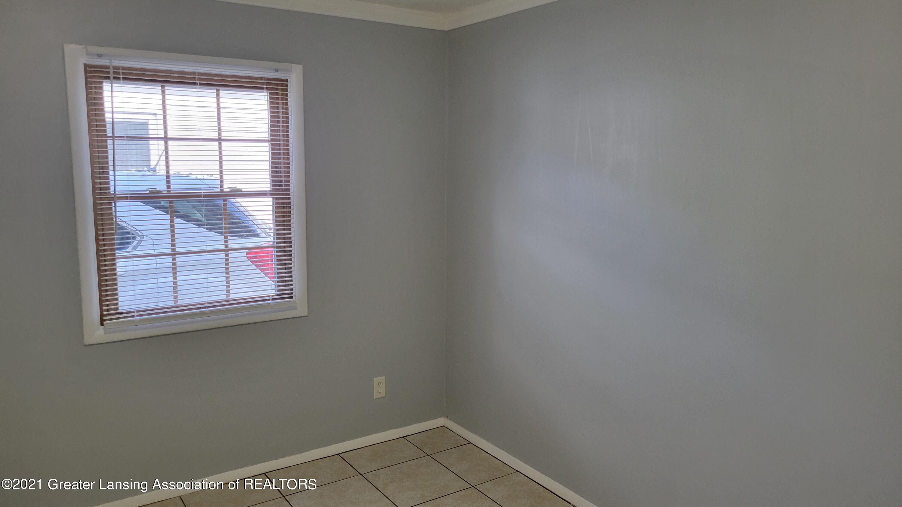 4908 Christiansen Road Lansing, MI 48910 - Photo 14 of 31 Bedroom 2