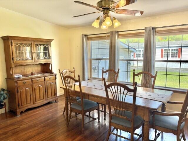 8 Windsor Drive Alfred, ME 04002 - Photo 7 of 23 dining room