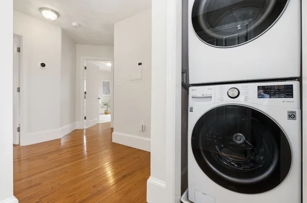 $979,500 | 5 Pickett Street, Beverly, MA 01915