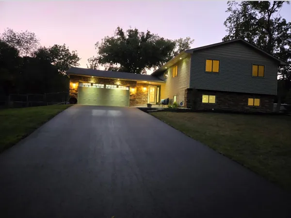 $649,900 | 11660 Lehigh Avenue South, Hastings, MN 55033