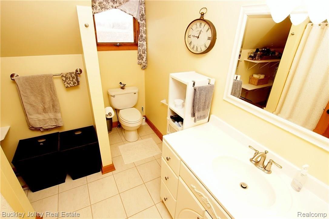 7620 Tower Road Northville, MI 48168 - Photo 12 of 25 Master Bathroom.JPG