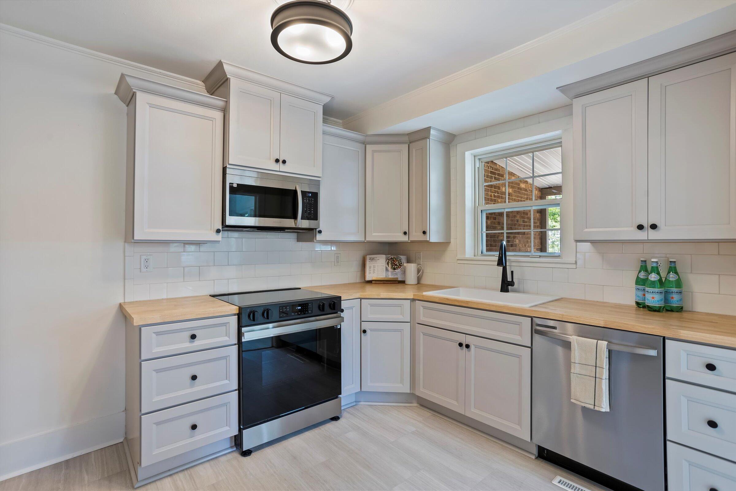 2817 Wagener Road Aiken, SC 29801 - Photo 11 of 53