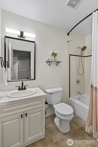 $1,549,995 | 1203 5th Avenue North, Seattle, WA 98109