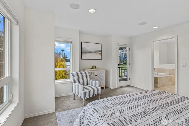 $1,549,995 | 1203 5th Avenue North, Seattle, WA 98109