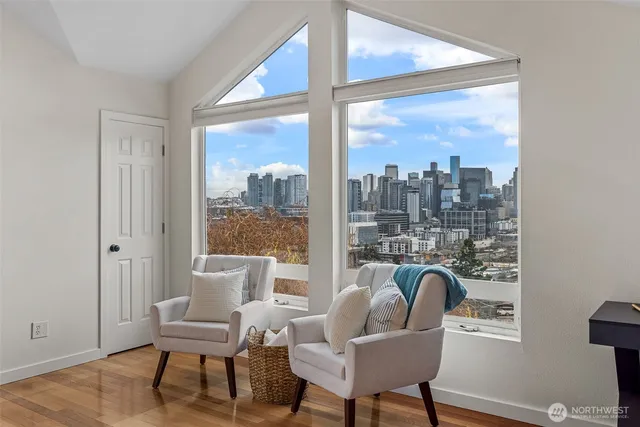 $1,549,995 | 1203 5th Avenue North, Seattle, WA 98109