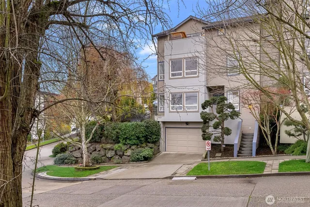 $1,549,995 | 1203 5th Avenue North, Seattle, WA 98109