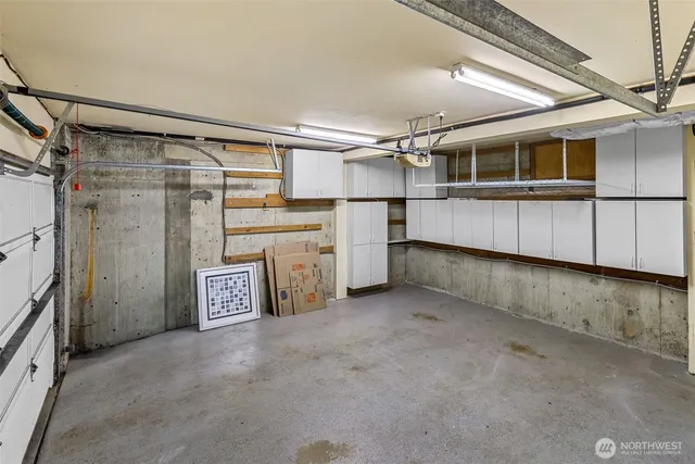 $1,549,995 | 1203 5th Avenue North, Seattle, WA 98109