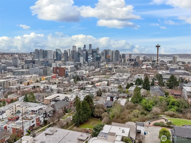 $1,549,995 | 1203 5th Avenue North, Seattle, WA 98109