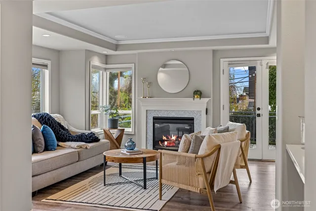 $1,549,995 | 1203 5th Avenue North, Seattle, WA 98109