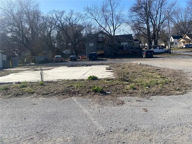 $55,000 | 10901 East Truman Road, Independence, MO 64052