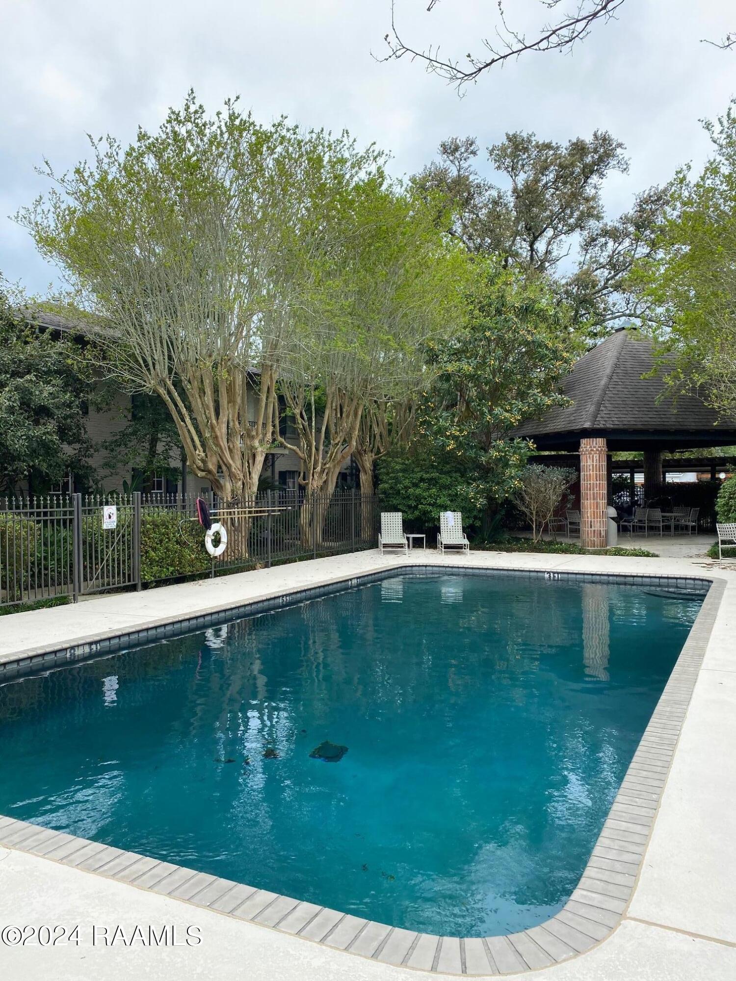 213 Bendel Road, Unit 110 Lafayette, LA 70503 - Photo 4 of 17 IMG_1291