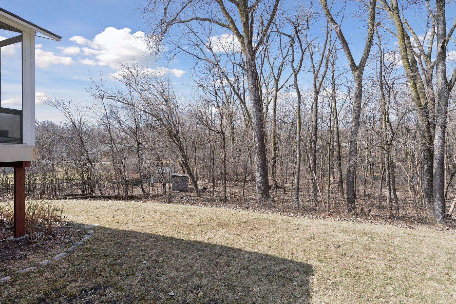 8775 Darnel Road Eden Prairie, MN 55344 - Photo 33 of 38 Gallery Image 33