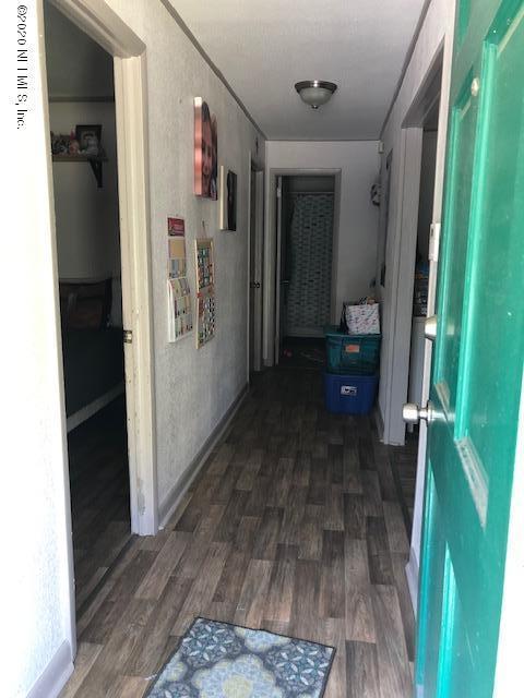 403 Hoot Owl Road Satsuma, FL 32189 - Photo 4 of 18 entry/hall