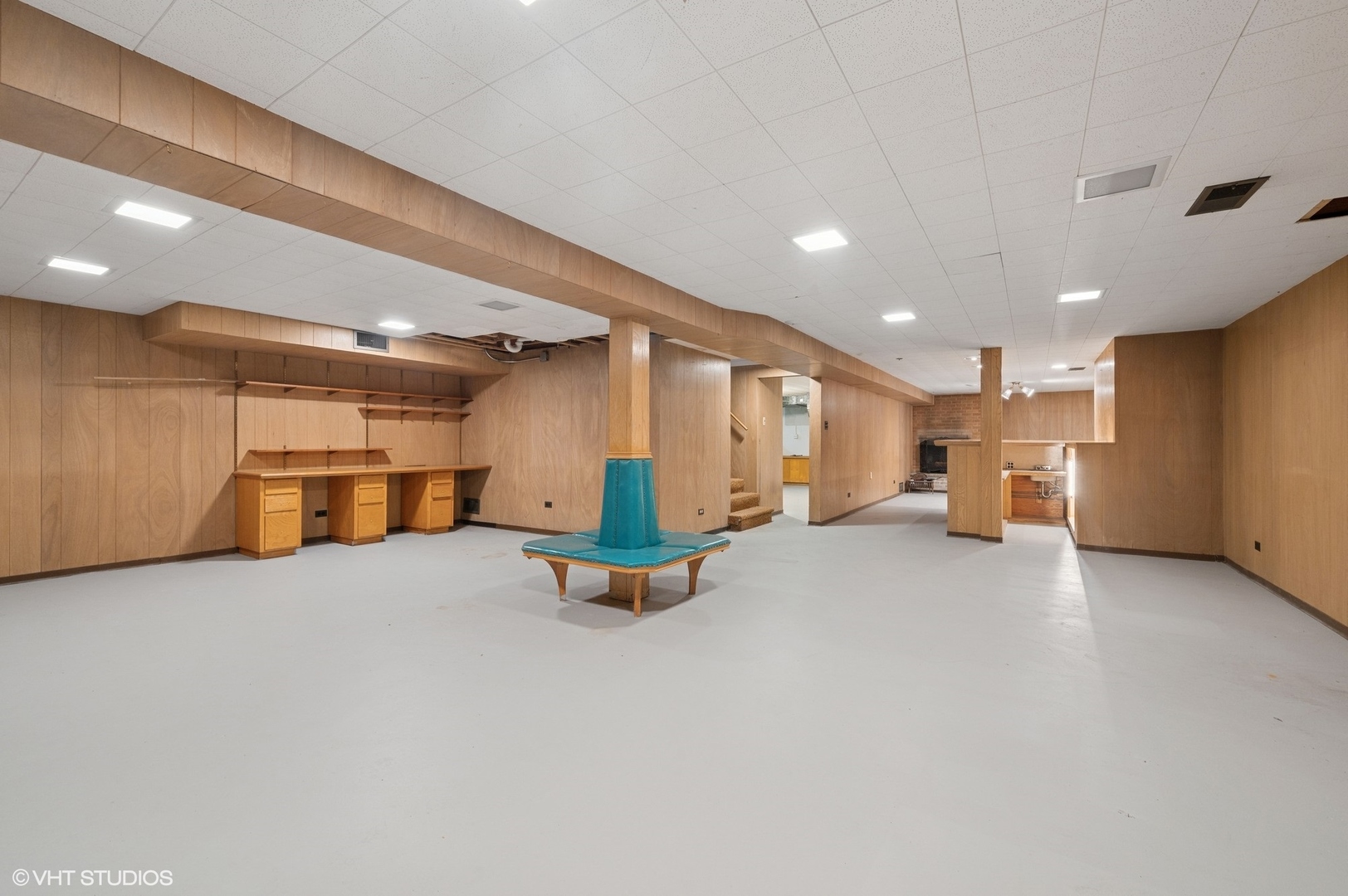 213 North Forest Avenue Mount Prospect, IL 60056 - Photo 12 of 18 a view of a livingroom with a staircase
