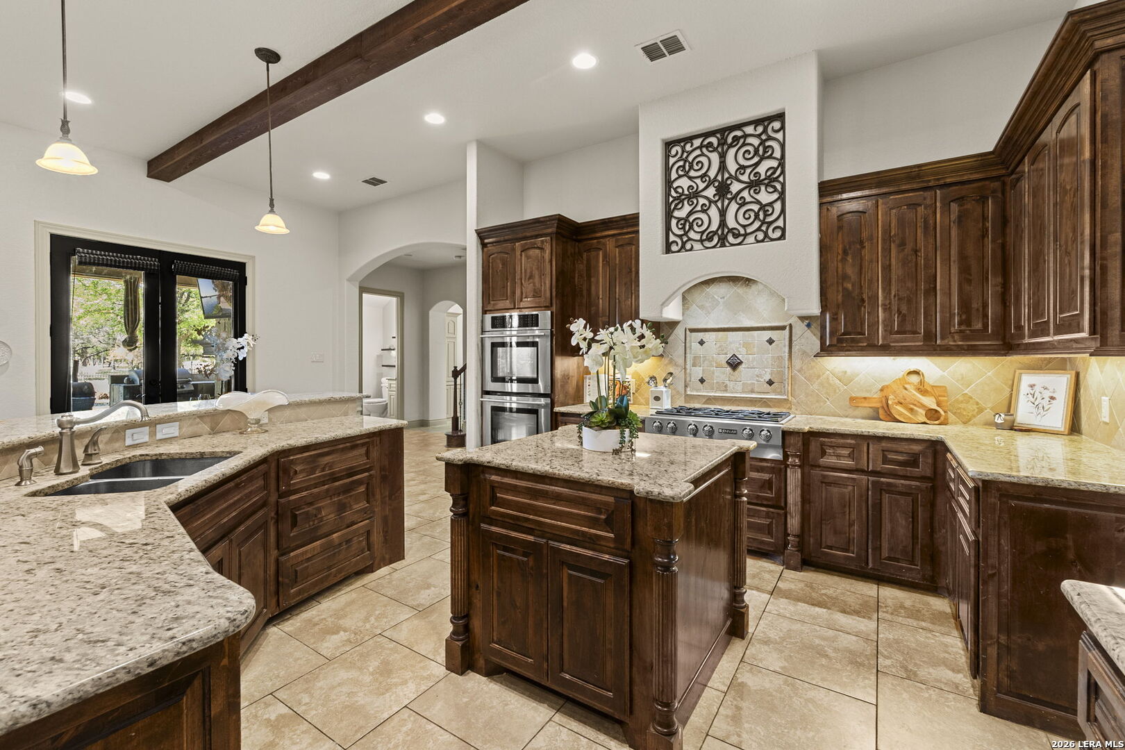 8518 Wild Trace Garden Ridge, TX 78266 - Photo 19 of 57