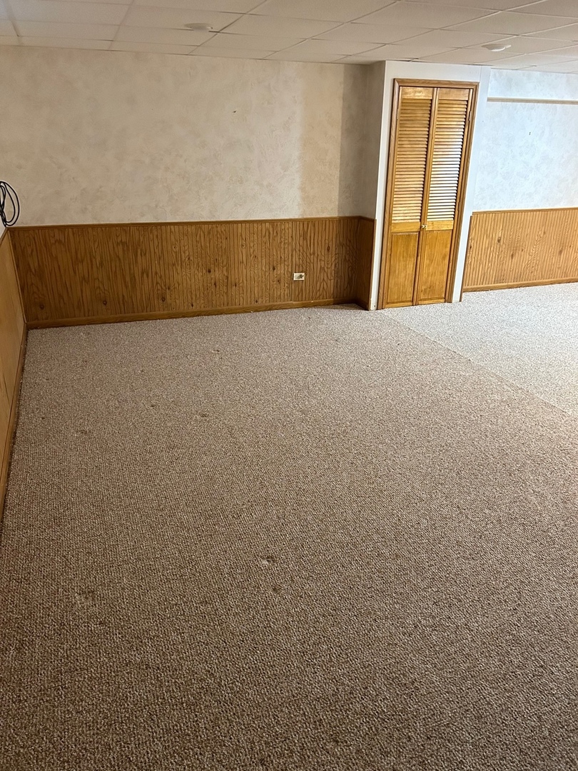 1125 Morningside Drive Elgin, IL 60123 - Photo 33 of 42 a view of swimming pool