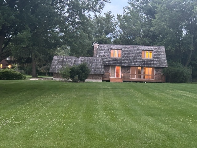 1125 Morningside Drive Elgin, IL 60123 - Photo 38 of 42 front view of a house with a yard