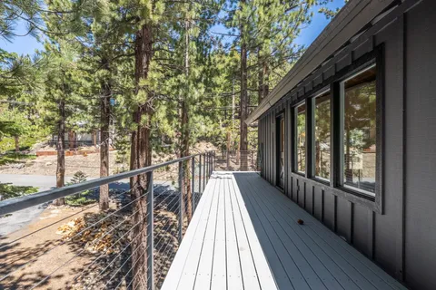 $1,199,000 | 235 Forest Trail, Unit 5, Mammoth Lakes, CA 93546