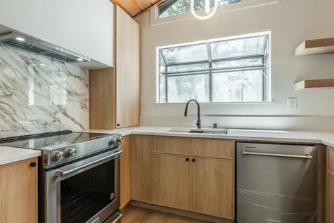 $1,199,000 | 235 Forest Trail, Unit 5, Mammoth Lakes, CA 93546