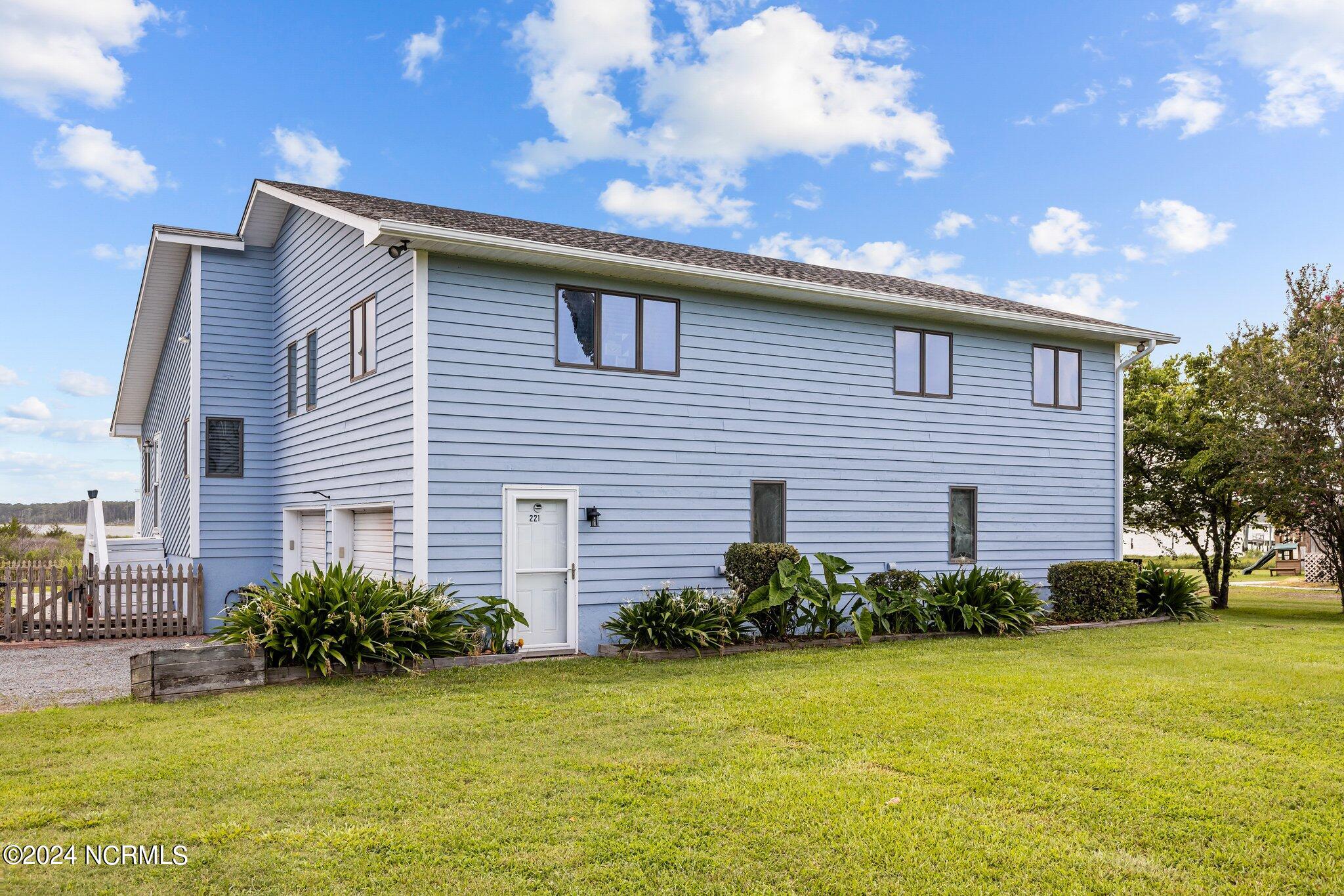 221 Lawrence Road Beaufort, NC 28516 - Photo 12 of 58 4-web-or-mls-1S3A4153