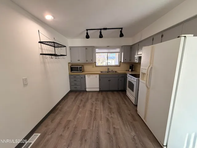 $2,450 | 2030 Prince Way, Reno, NV 89503