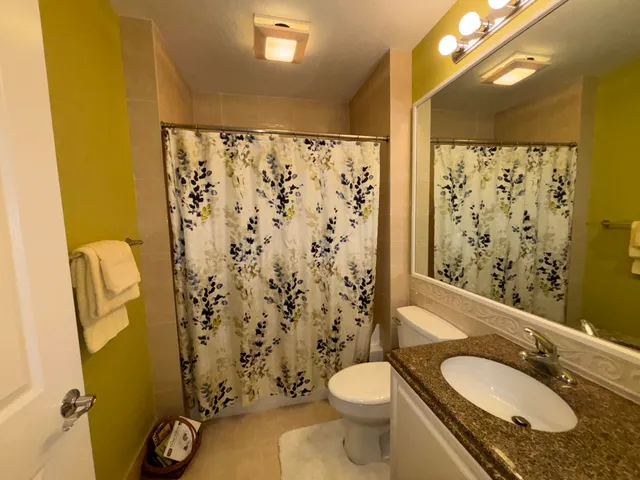 $449,900 | 29 Harbour Isle Drive West, Unit 201, Fort Pierce, FL 34949