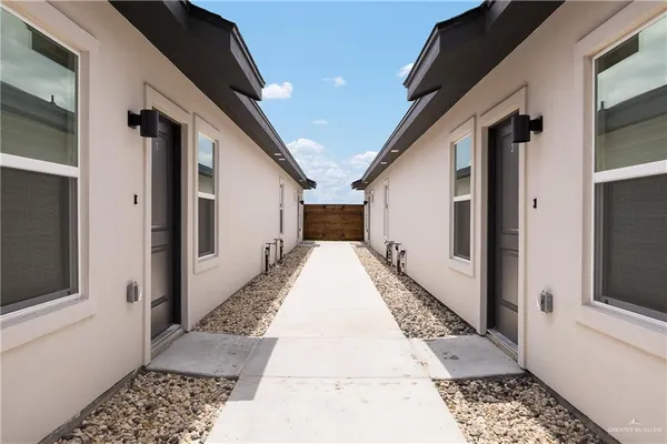 $160,000 | 713 Coves Lane, Unit 2, Weslaco, TX 78599