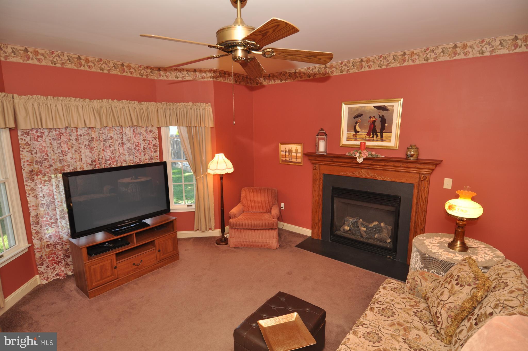 9 Cobblestone Court Columbus, NJ 08022 - Photo 3 of 37