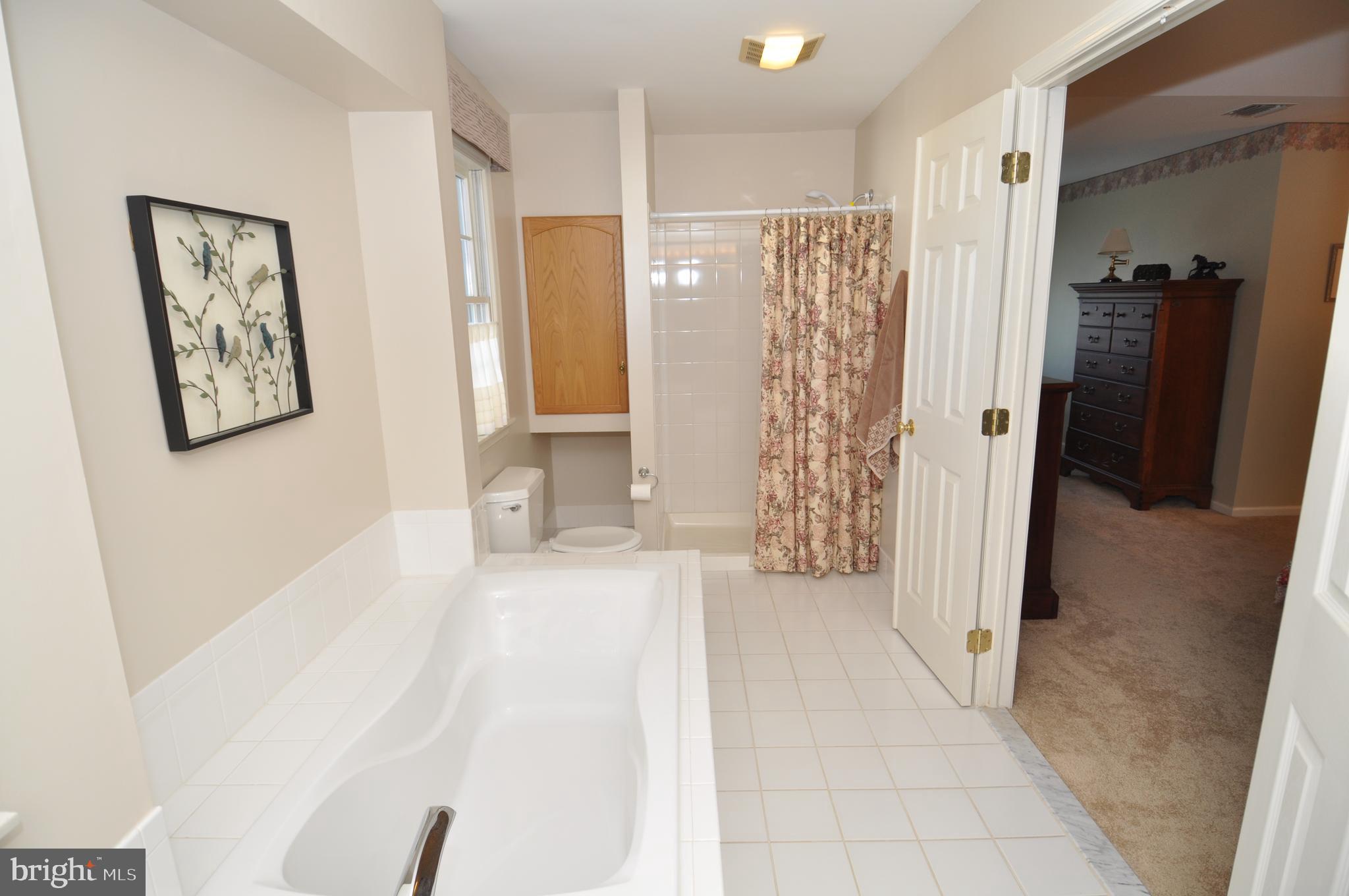 9 Cobblestone Court Columbus, NJ 08022 - Photo 24 of 37