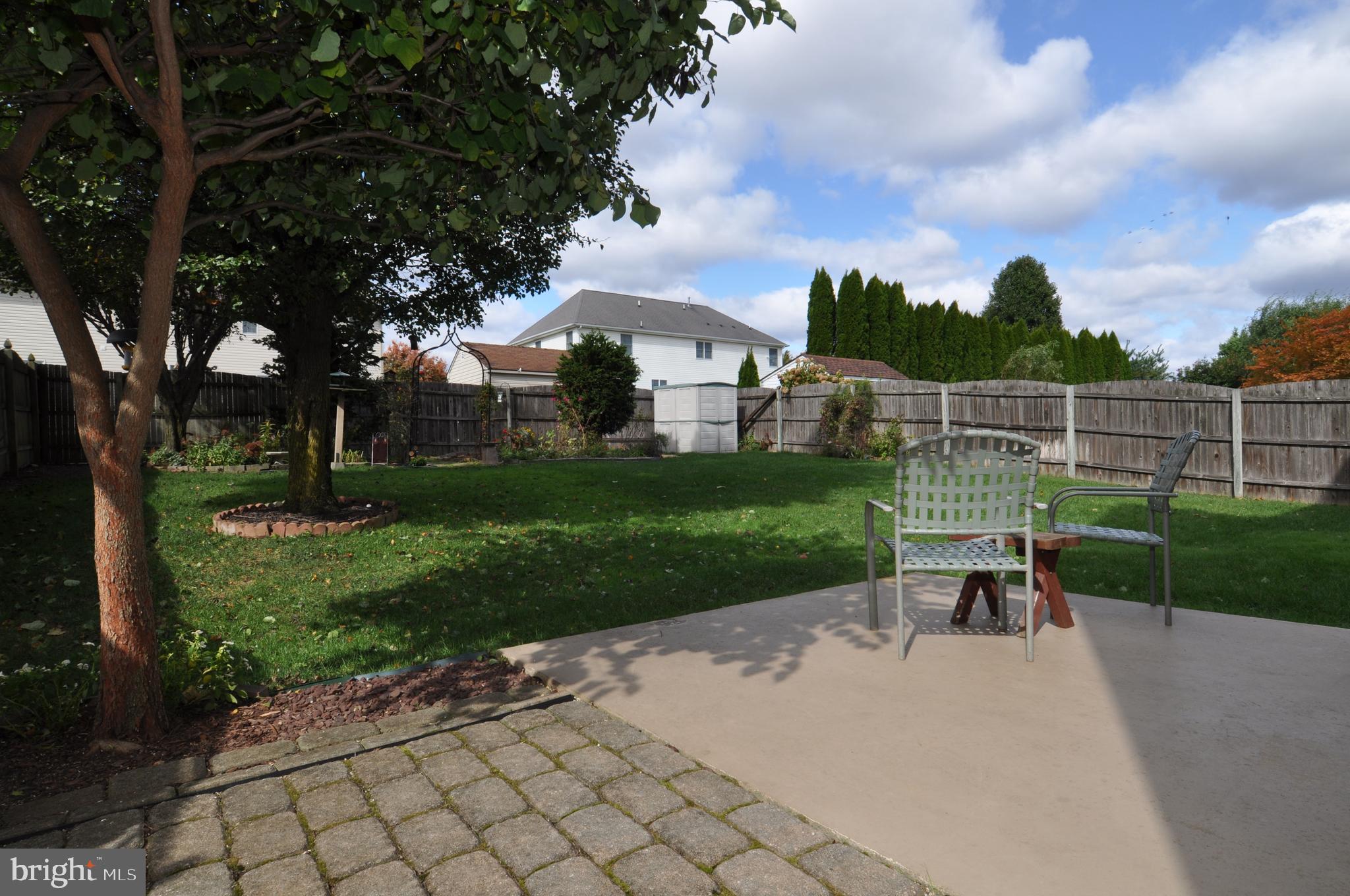 9 Cobblestone Court Columbus, NJ 08022 - Photo 29 of 37