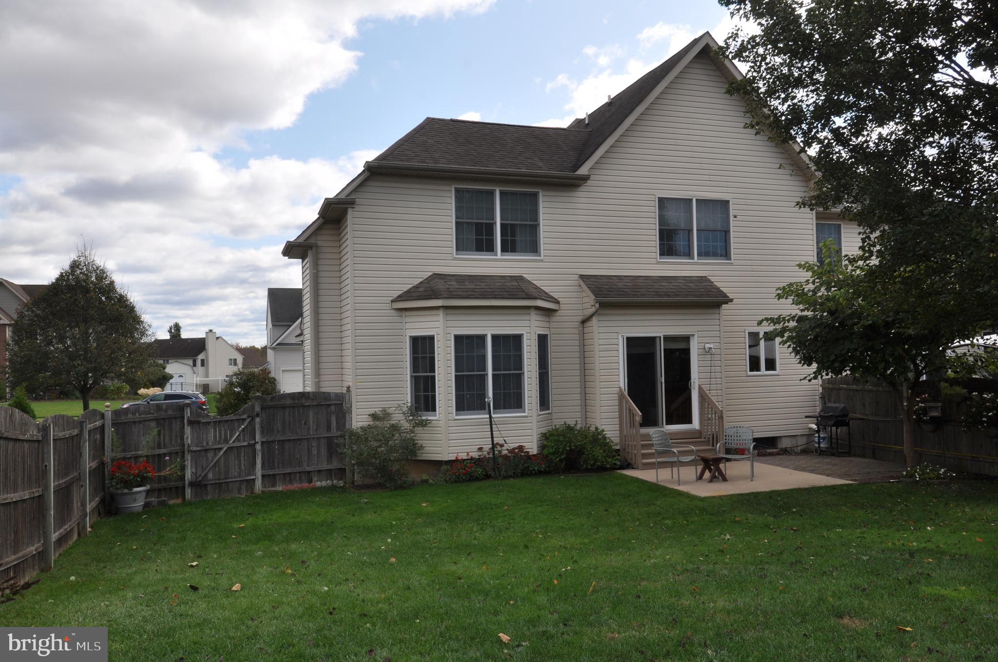 9 Cobblestone Court Columbus, NJ 08022 - Photo 33 of 37