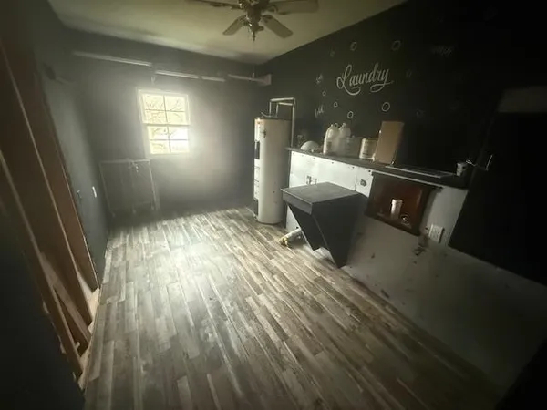 a view of an empty room and window